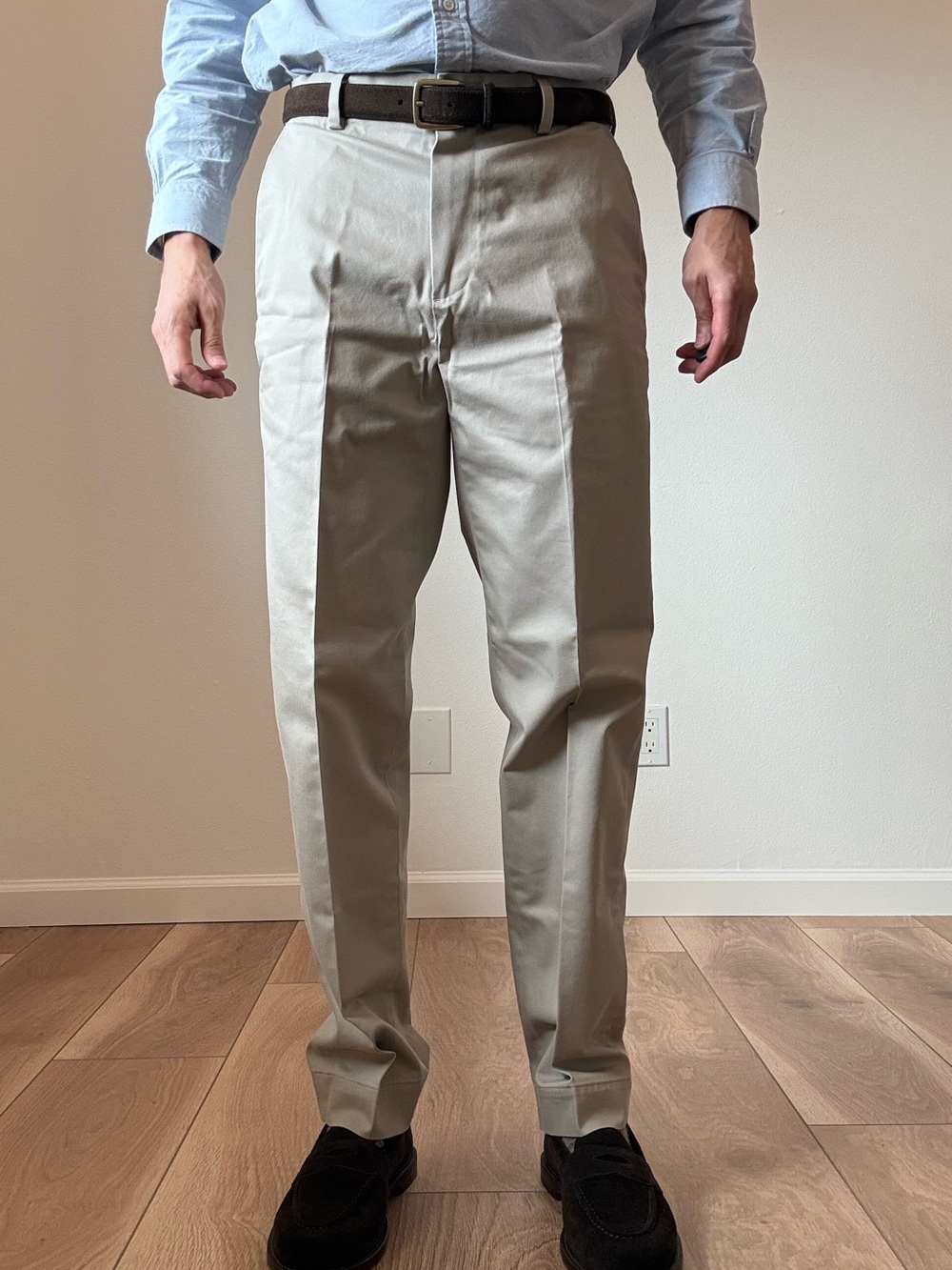 Brooks Brothers Advantage Chino Stretch Clark Fit Beige Khaki 32x32